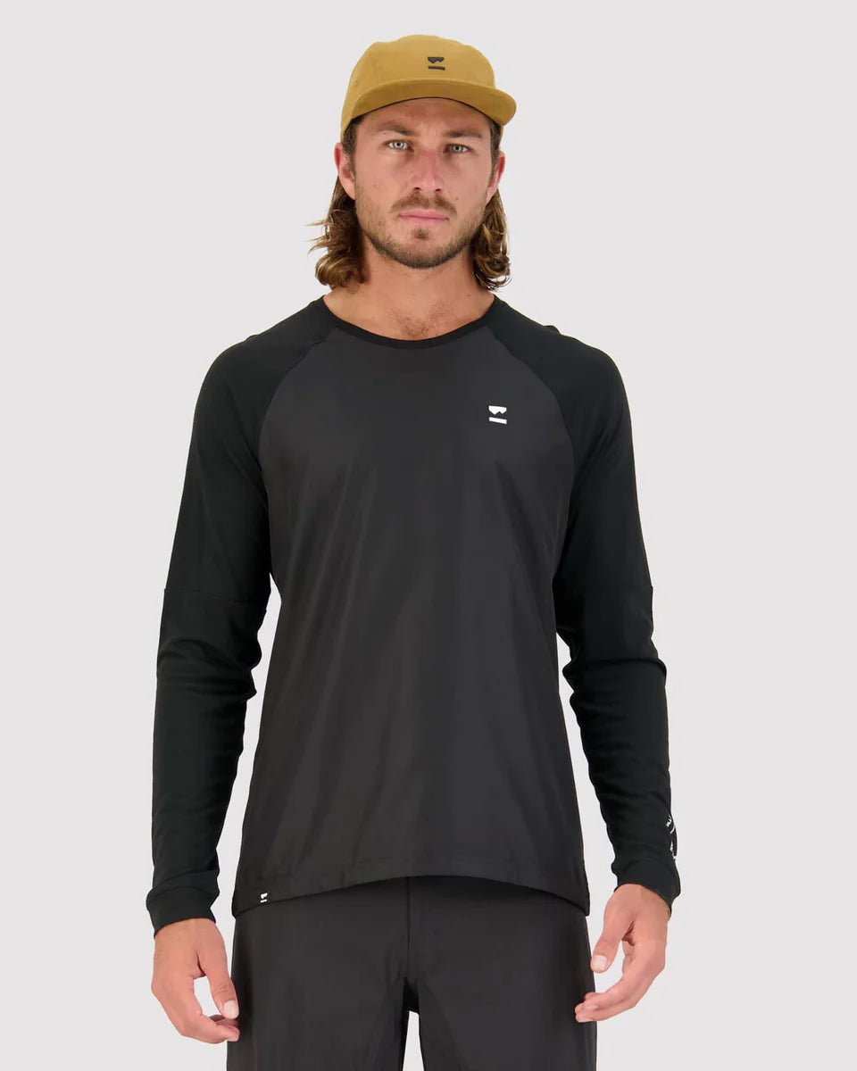 Boone Mountain Sports - M TARN MERINO SHIFT WIND JERSEY